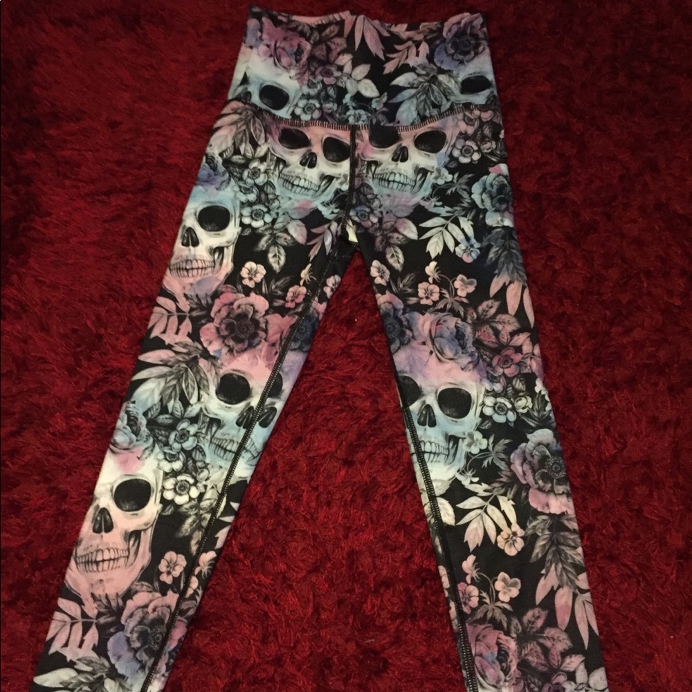 Skeleton leggings